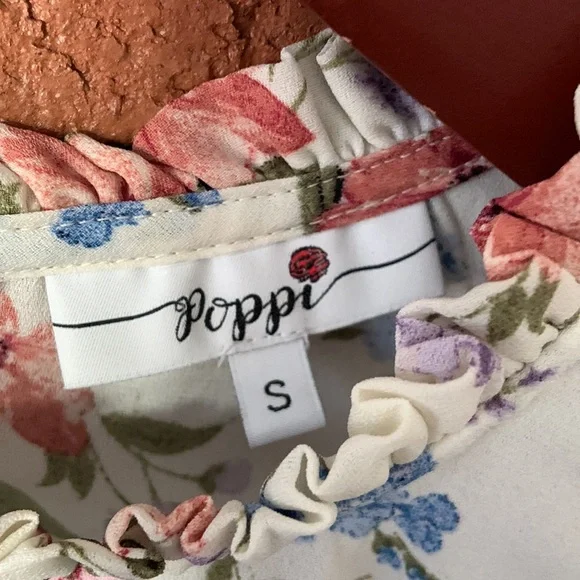 Poppi Cream Peach Blue Floral Ruffle Blouse - Picture 2 of 8